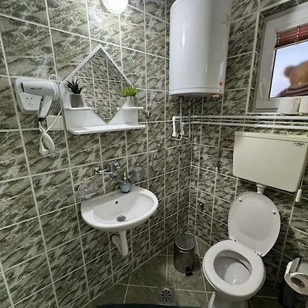 Family House Maksimovic בית נופש ואליג'בו